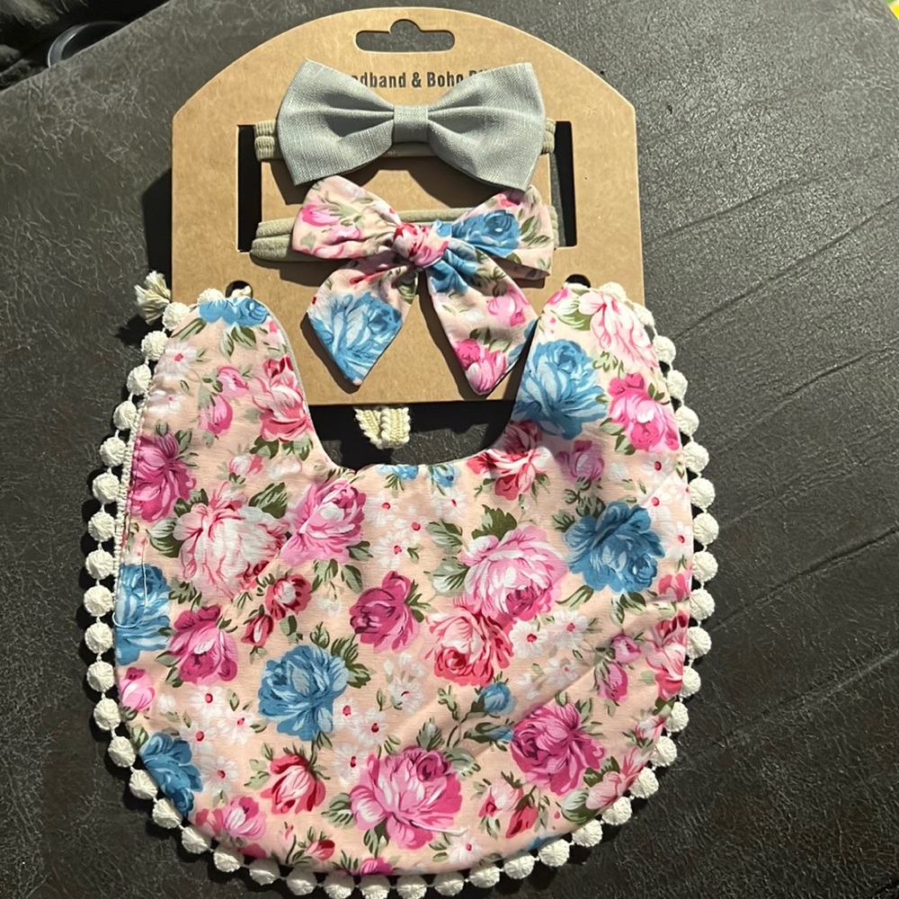 Boutique boho baby girl bib and bow 2 headband baby shower gift set